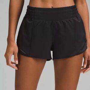 Lululemon Hotty Hot High Rise 2.5” Inseam Running Shorts